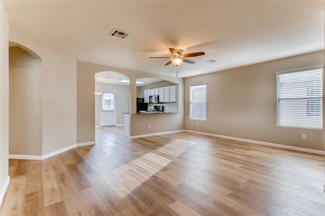 Building Photo - 113 Brooke St