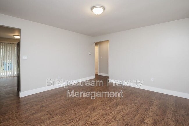 Building Photo - 5442 Lofino Ct