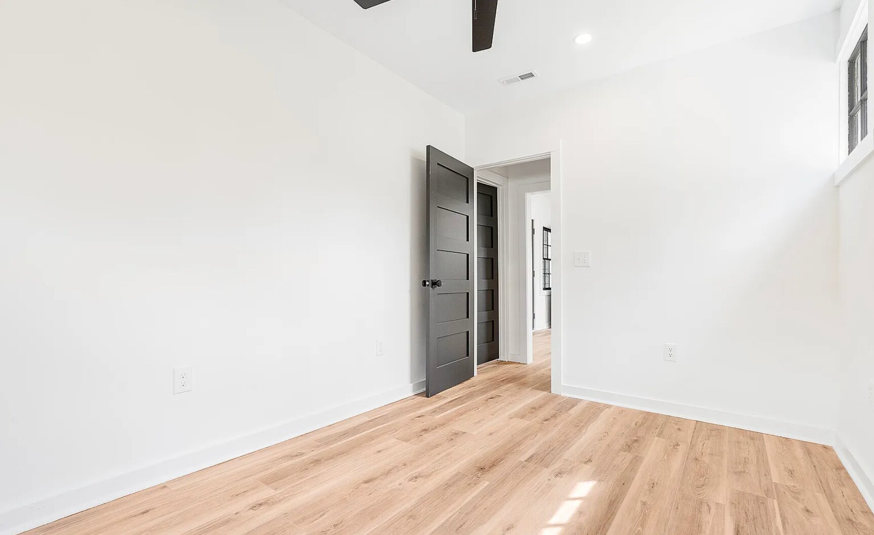 Building Photo - 5 Maranda Holmes St