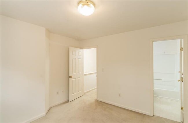 Building Photo - 3363 Hidden Cove Cir NW