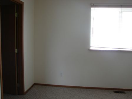 Building Photo - 1306-1308 Shaker Pl