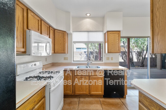 Building Photo - 3730 N Bay Horse Loop