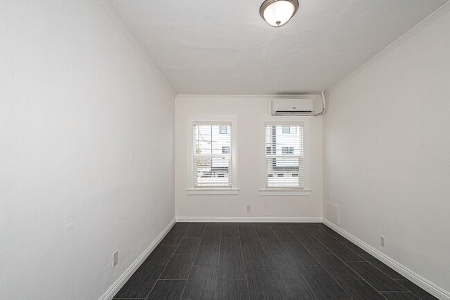 Building Photo - Bright and airy 2-bedroom 2-bath in Mid- City