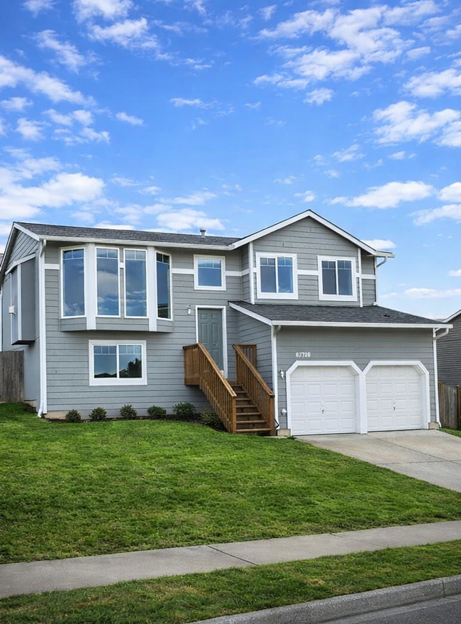 Building Photo - Spacious 5BD 2.5BA