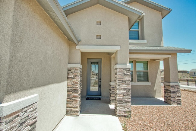 Building Photo - 7896 Enchanted Path Dr