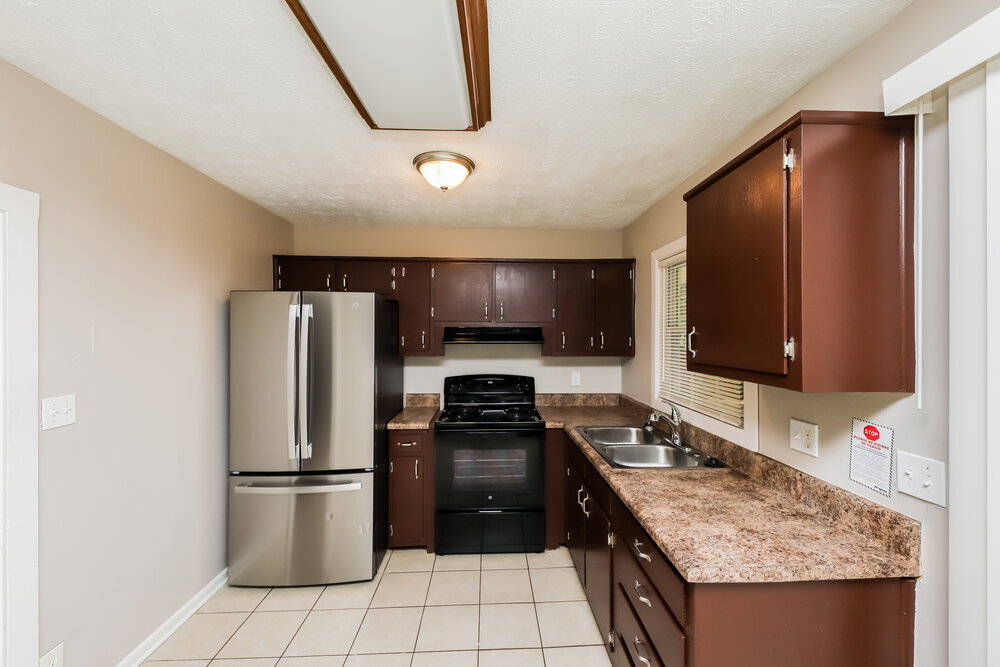 Building Photo - 2870 Valley Brook Dr SW