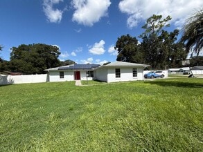 Building Photo - 10024 SW 73rd Terrace