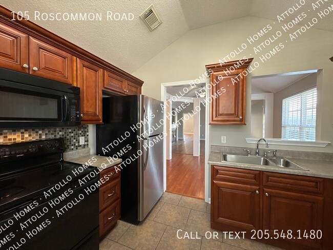 Building Photo - 105 Roscommon Rd