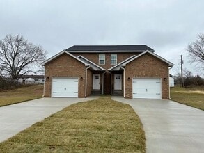 Building Photo - 2704 E Copeland Ct