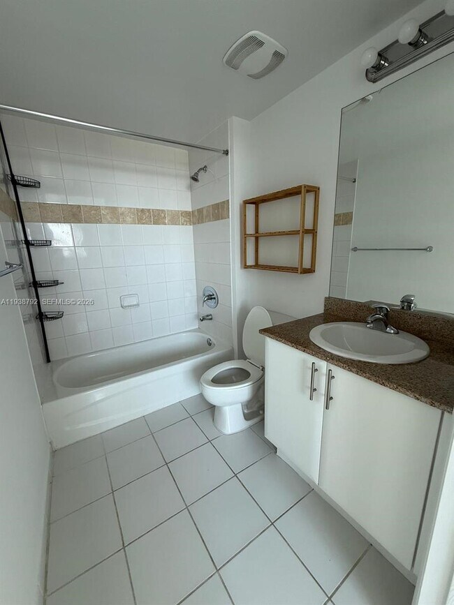 Building Photo - 1871 NW S River Dr