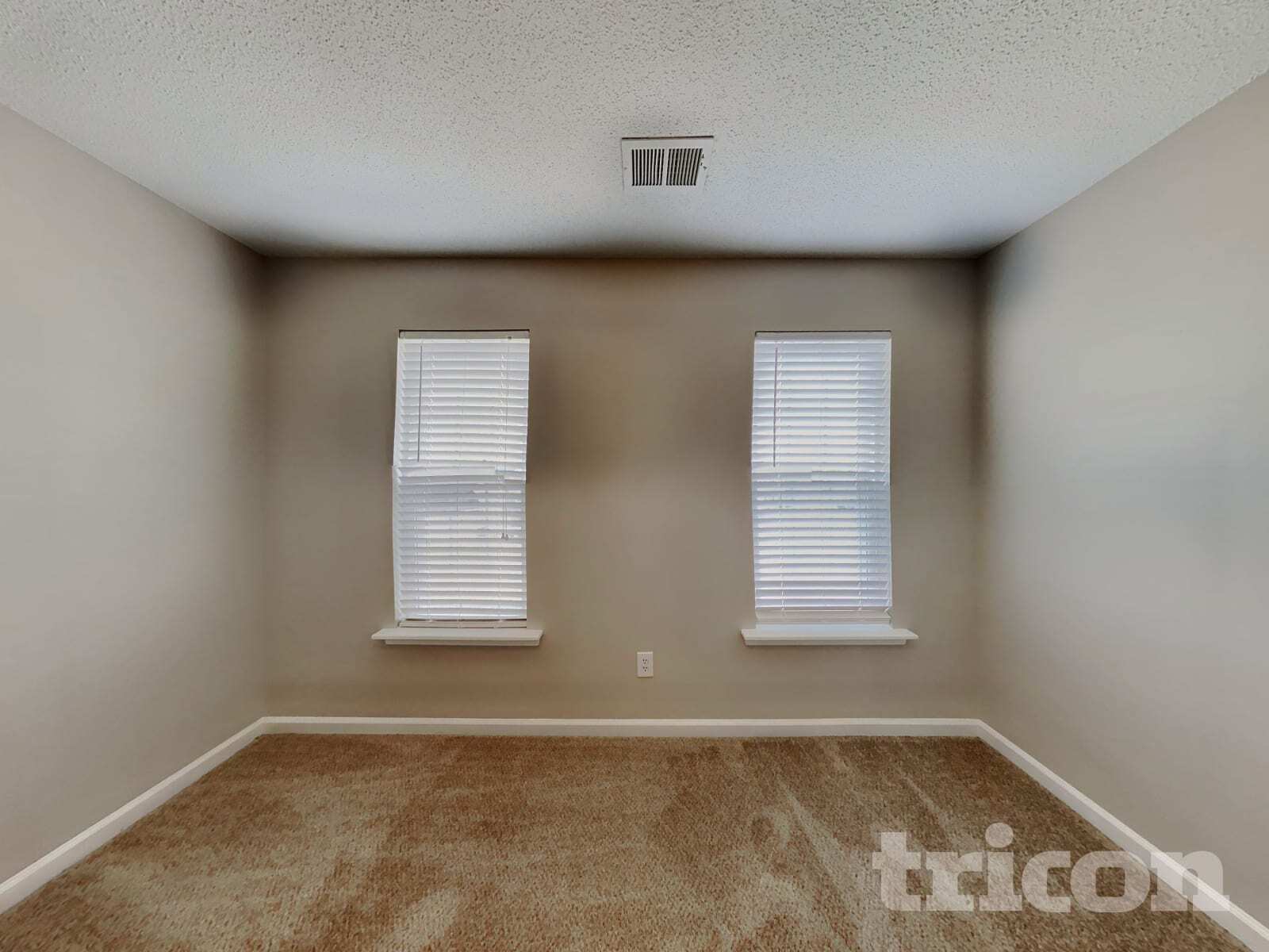 Building Photo - 163 Brooksong Dr