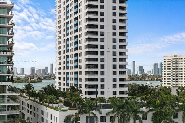 Building Photo - 1300 Alton Rd