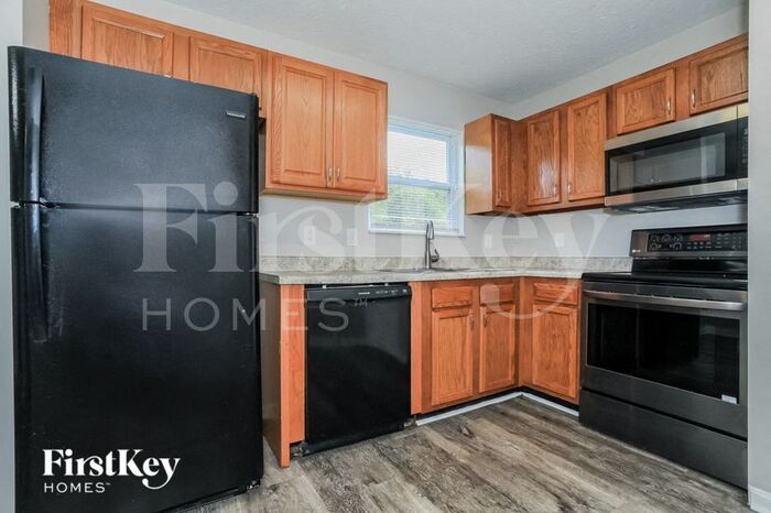 Building Photo - 257 Tando Way