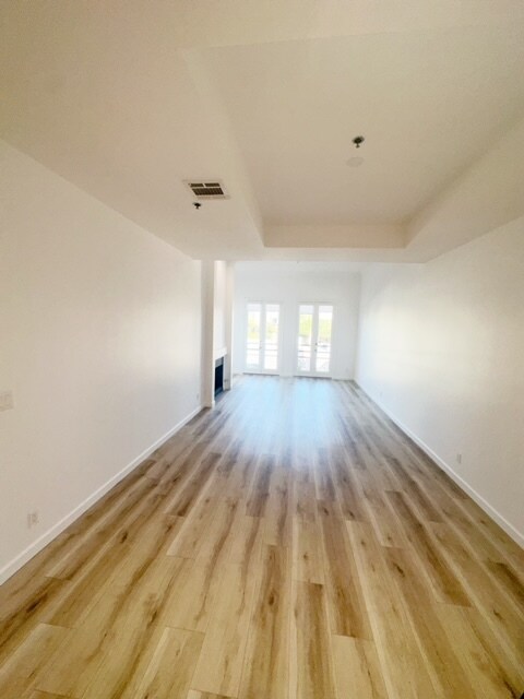 Building Photo - 230 S. Hamilton