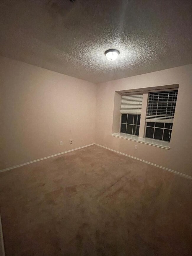 Building Photo - 12725 Magnolia Mound Trail
