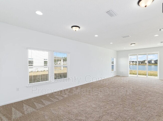 Building Photo - 374 Ness Cir