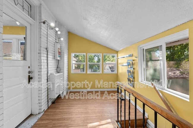 Building Photo - 620 S 900 E