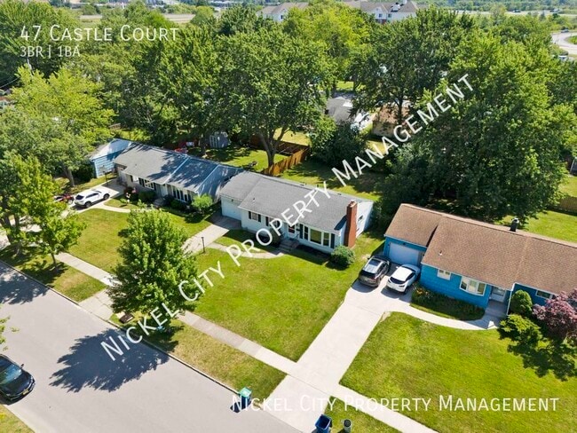 Primary Photo - 47 Castle Ct