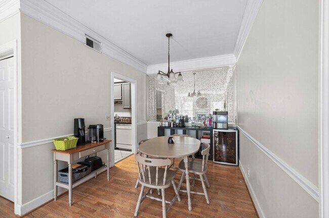 Building Photo - 312 Sloan Rd