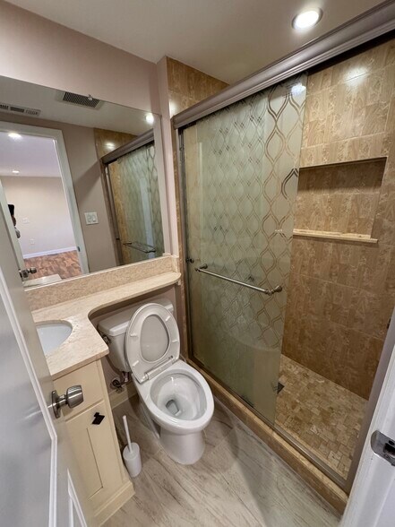 Building Photo - 7209 Needwood Rd