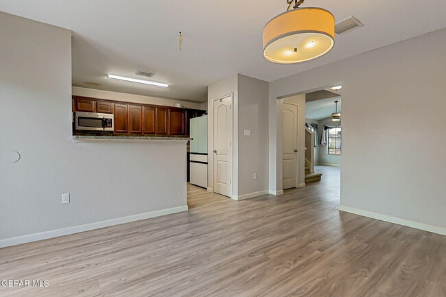 Building Photo - 14270 Gil Reyes Dr