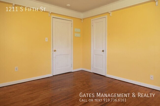 Building Photo - Nice Cottage in Mebane-Available to tour o...