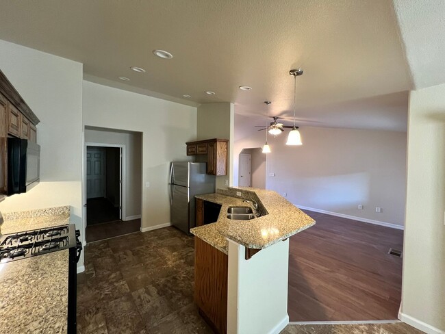 Building Photo - 4 Bedroom 2 Bathroom Fernley Home