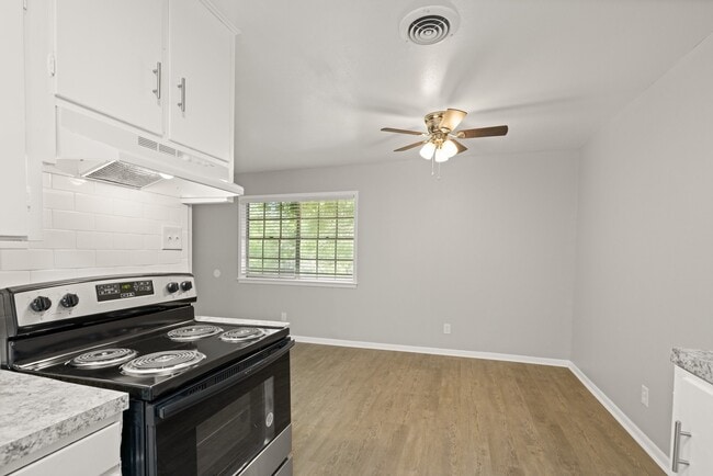 Building Photo - 3531 Midwest Dr