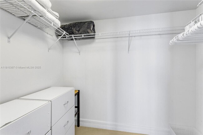 Building Photo - 3000 N Ocean Dr