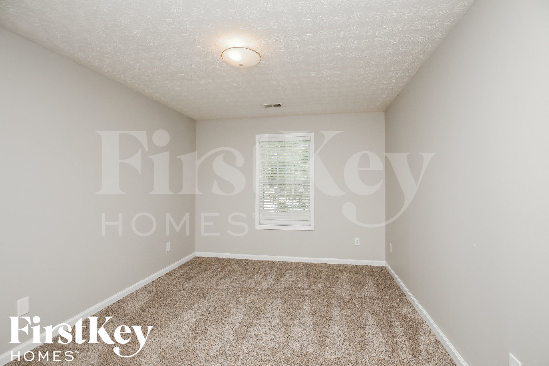 Building Photo - 90 Avonlea Dr