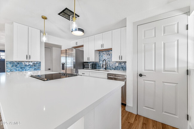 Building Photo - 3639 E Presidio Rd