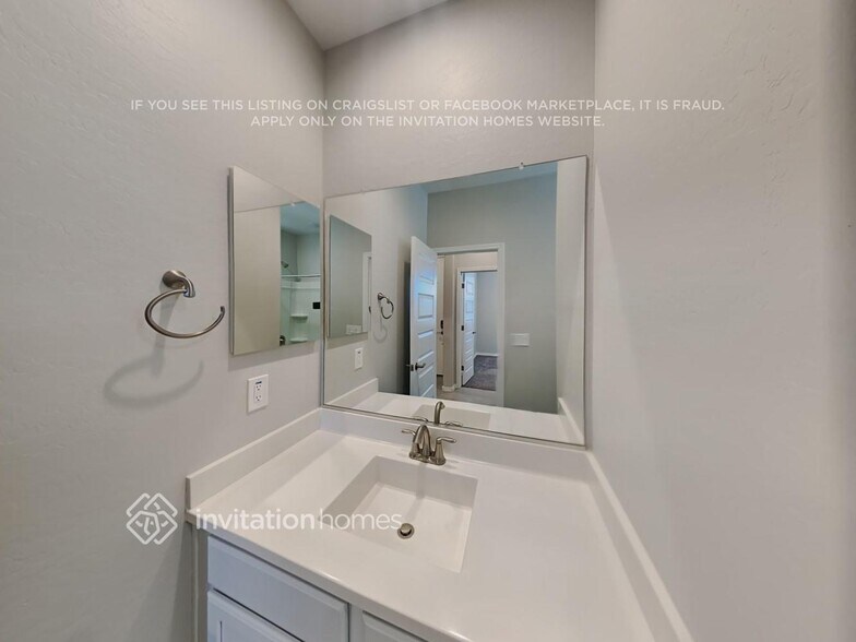 Building Photo - 14420 W Swayback Pass