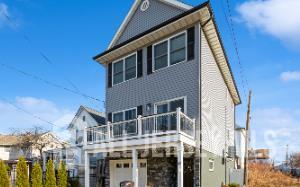 Building Photo - 45 Miller St