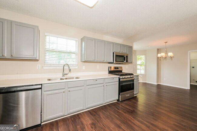 Building Photo - 3370 Spring Mesa Dr SW