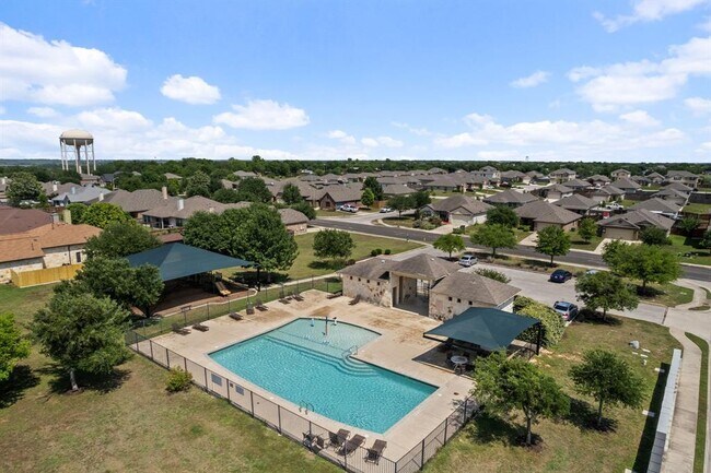 Building Photo - 572 Evening Star