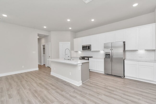 Building Photo - 7322 Coconut Bay Dr
