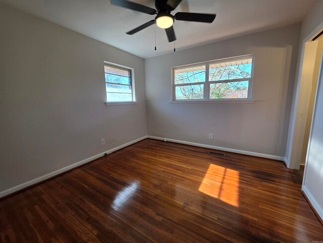 Building Photo - 15 Cliffwood Cir