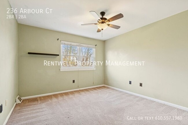 Building Photo - 236 Arbour Ct