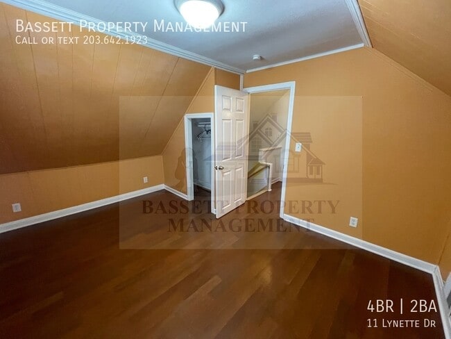 Building Photo - 11 Lynette Dr