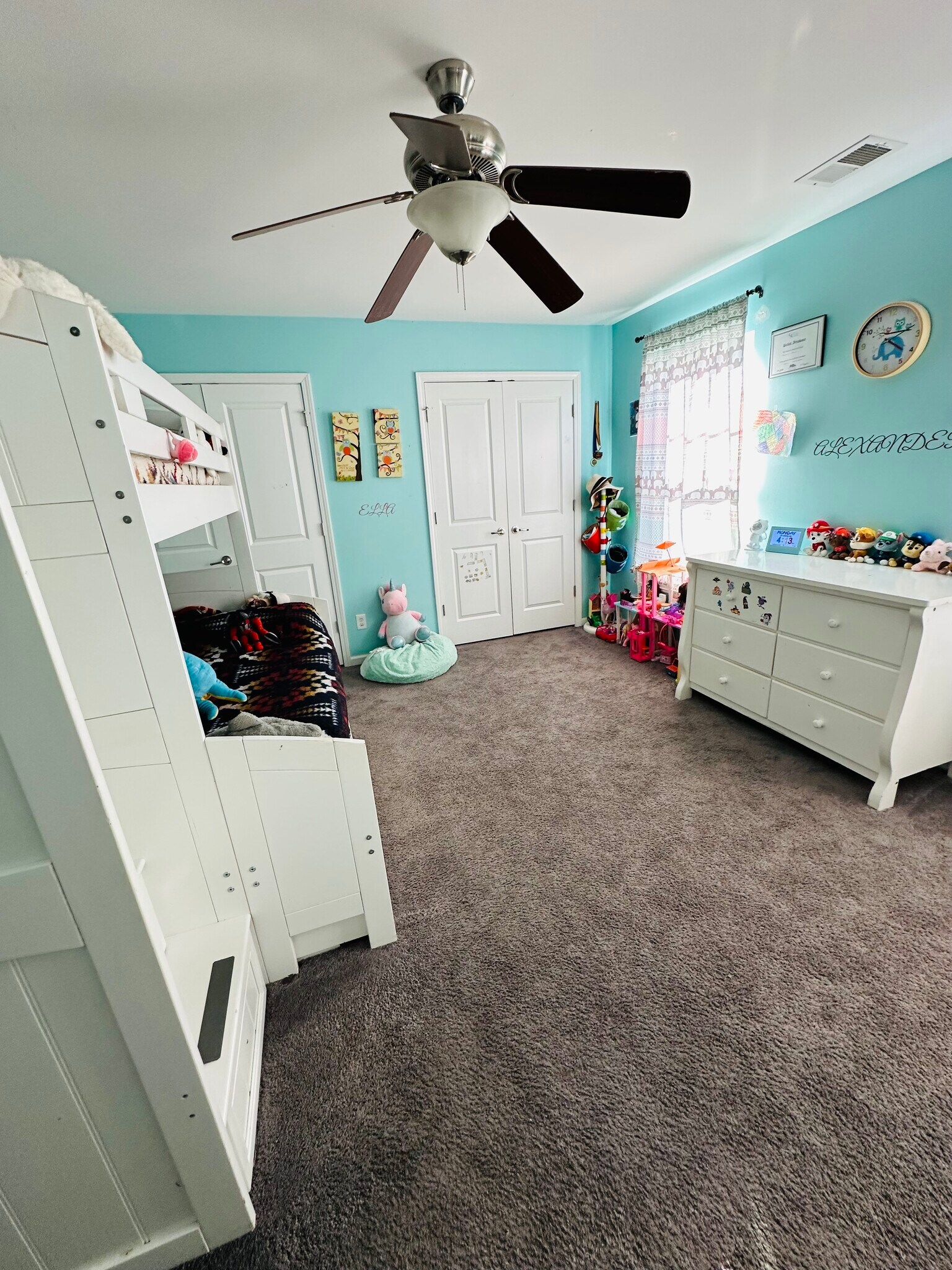 Building Photo - 226 Willow Point Cir