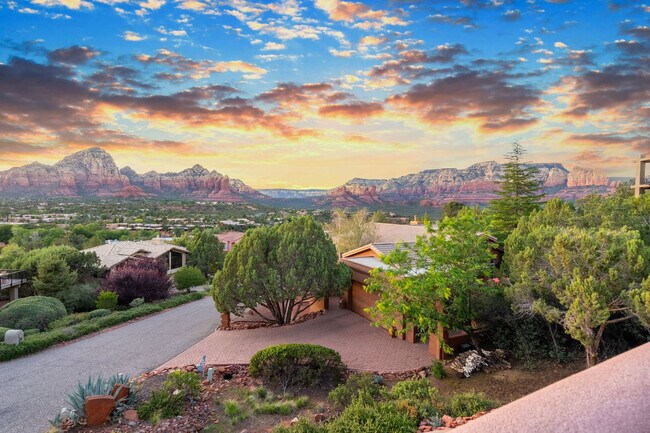 Building Photo - 30 Sycamore Canyon Rd