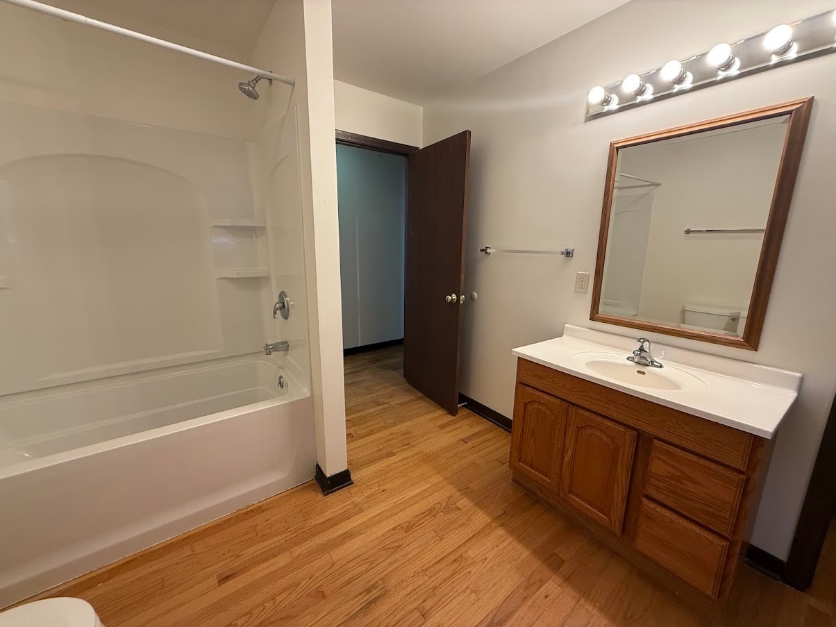 Building Photo - 299 Park St