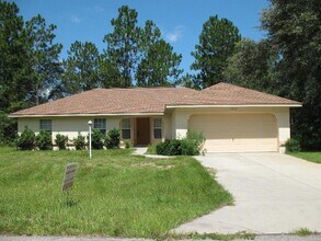 Building Photo - Marion Oaks