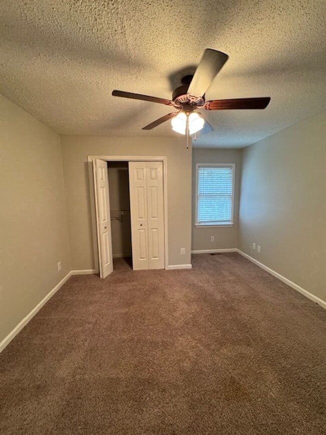 Building Photo - Downtown Greer area - This duplex is such a convenient location - 2 Bedroom, 2 Baths with a wonde...