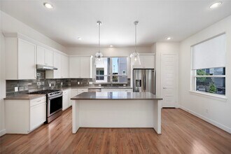 Building Photo - 2724 Eado Edge Ct