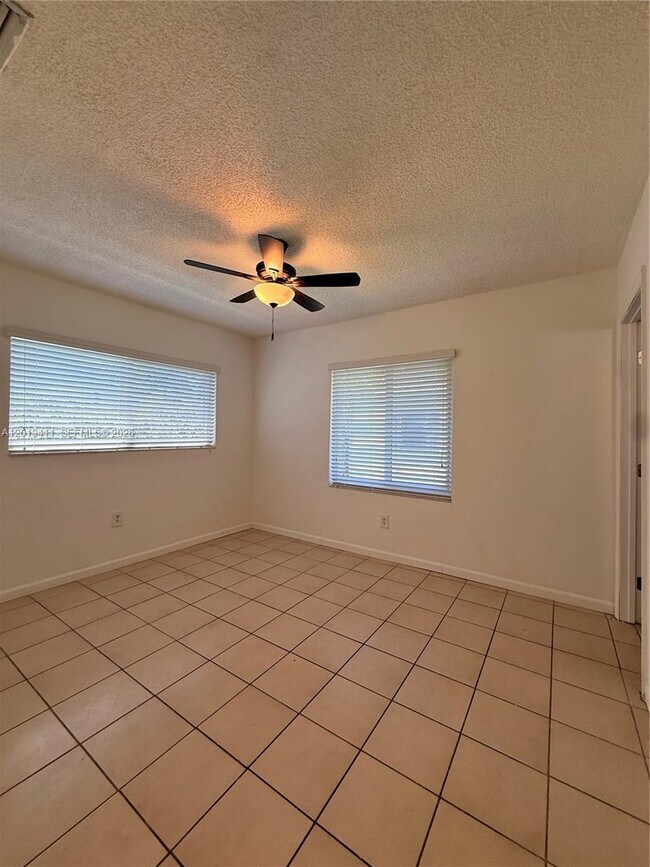 Building Photo - 35760 SW 186th Ave