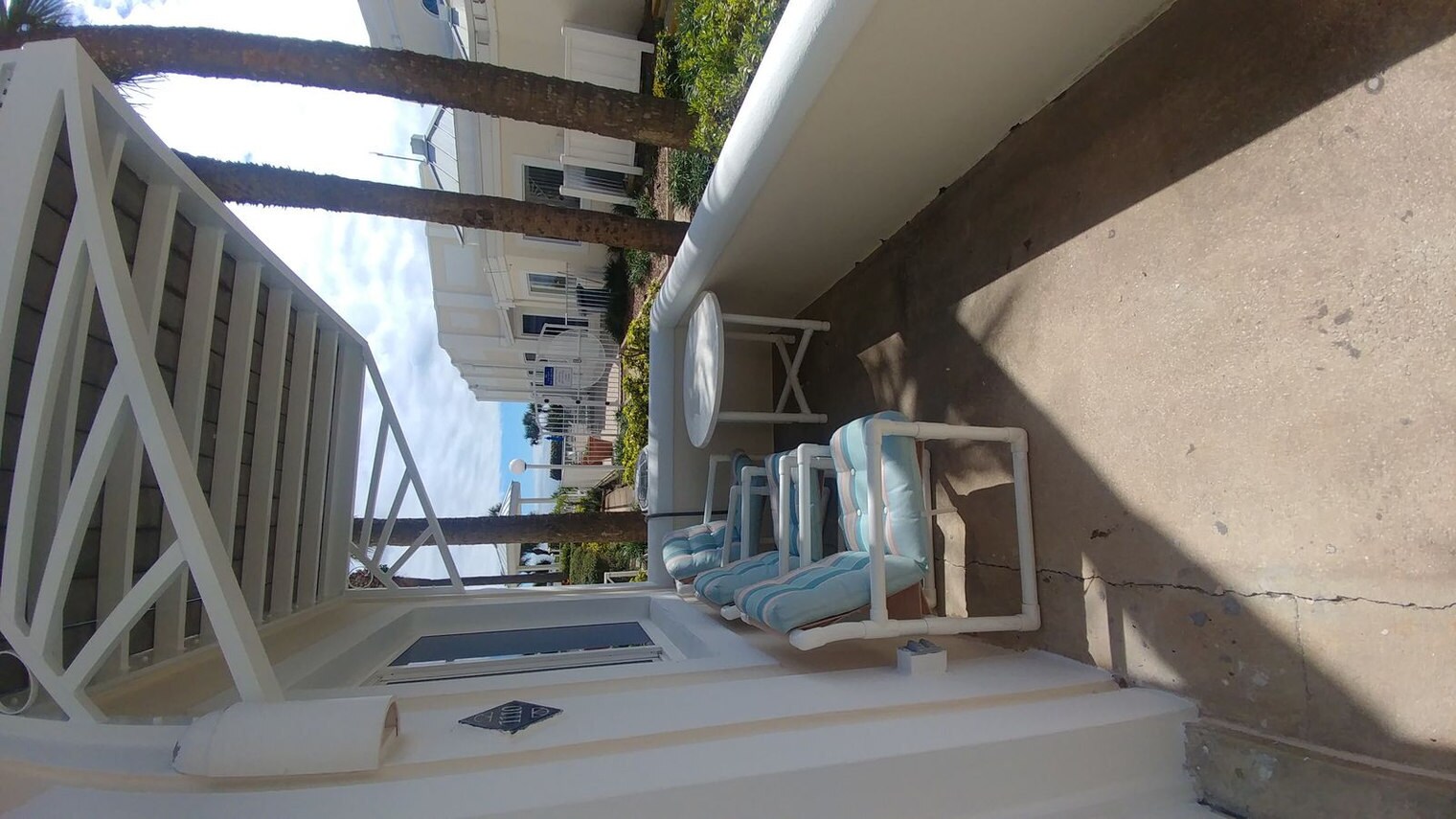 Building Photo - 8600 Ridgewood Ave