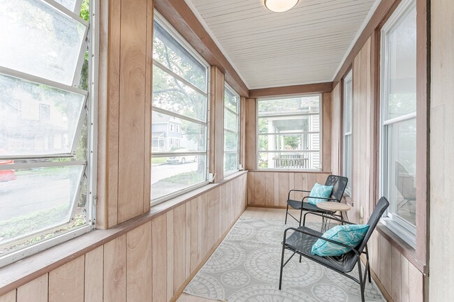 Enclosed Porch - 270 Benton St