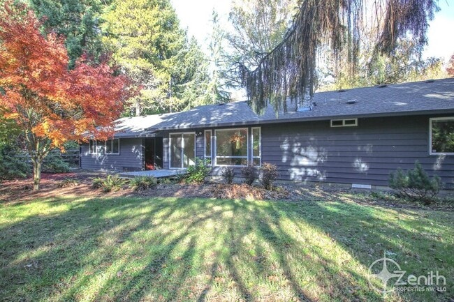 Building Photo - 12908 NE Salmon Creek Ave