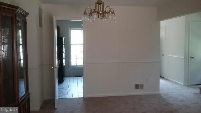 Building Photo - 14931 Belle Ami Dr